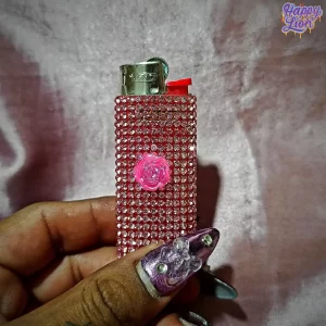 Bic in bright pink roses