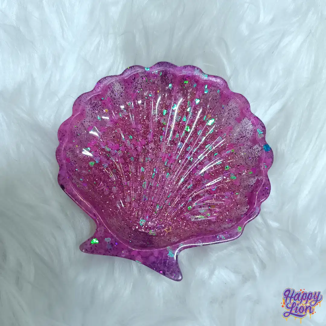Pink seashell tray