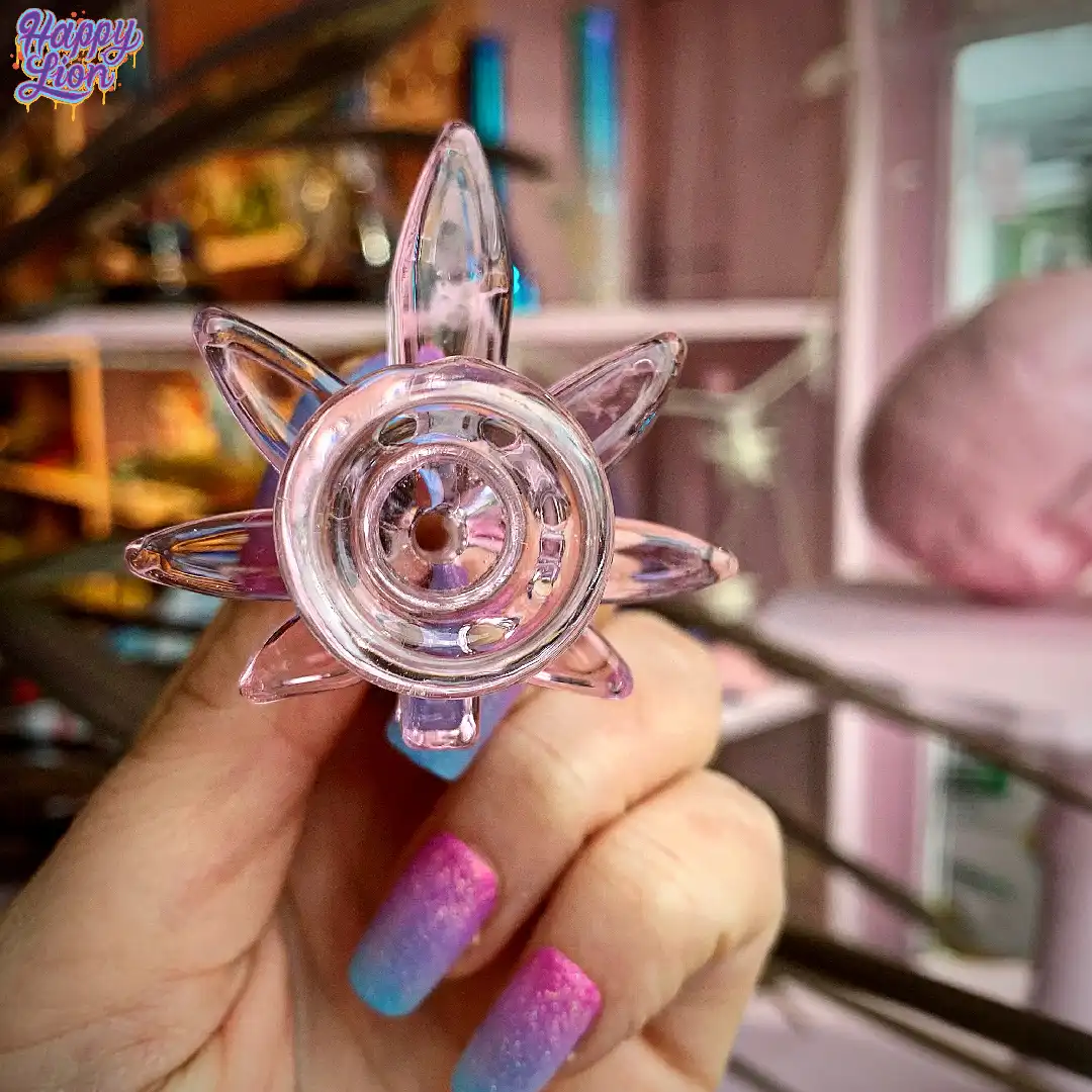 Pink cannabis leaf bowl 14mm macho